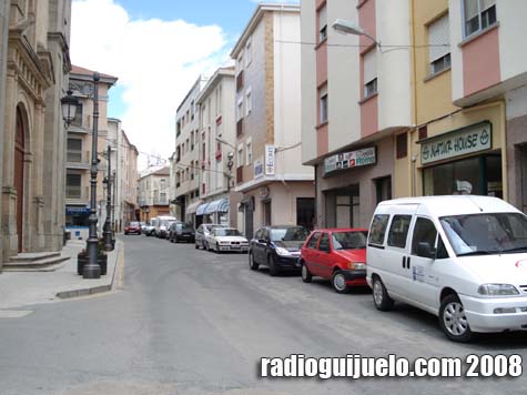 La céntrica calle Alfonso XIII es la más afectada por los cortes