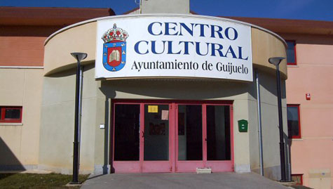 Imagen del Centro Cultural de Guijuelo, sede de las Escuelas Municipales