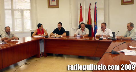 Imagen de la reunión de la Mancomunidad de Aguas de Guijuelo y comarca