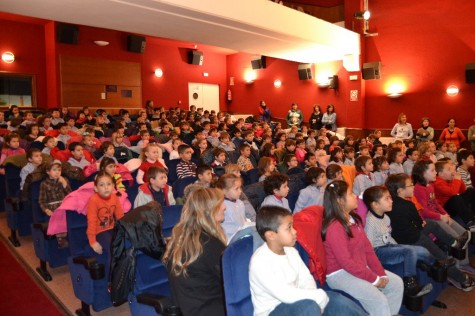 Los alumnos del Filiberto Villalobos en el Centro Cultural