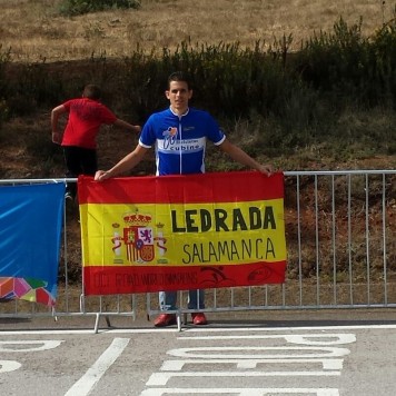 Un aficionado en el Mundial de ciclismo de Ponferrada. Foto David Martín. 