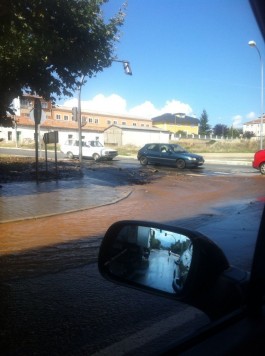 Reventón en Filiberto Villalobos. Foto R.M.B.