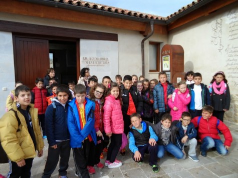 Los alumnos del Miguel de Cervantes en Urueña. Foto Miguel de Cervantes.