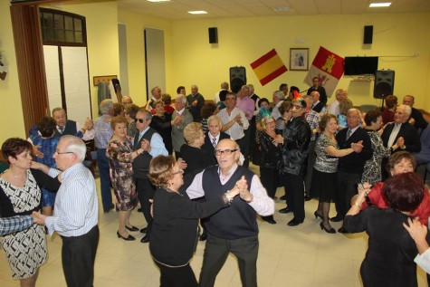 Baile en el Hogar del Jubilado. Foto archivo.