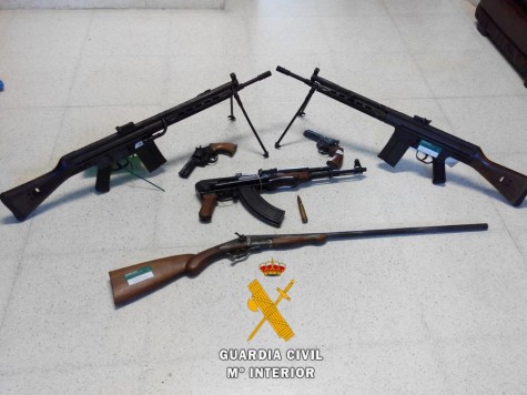 Incautación de armas por parte de la Guardia Civil. Foto Guardia Civil.