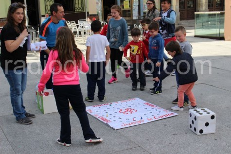 Juegos infantiles organizados por Cáritas.
