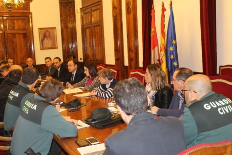 Reunión en la Subdelegación del Gobierno de Salamanca. Foto Subdelegación del Gobierno.