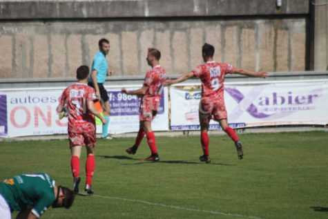 Dimas, Jonxa y Carmona autores de los goles ante el Coruxo