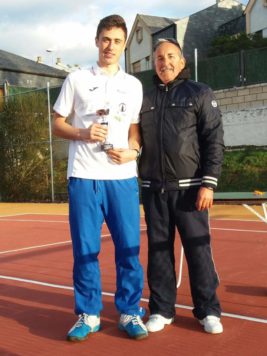 Víctor Aliseda. Foto club guijuelense de tenis y pádel