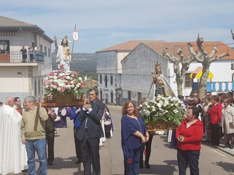 Procesión del Encuentro en Ledrada. Foto Ayto. Ledrada