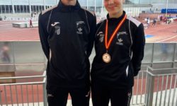 Candela Vega sube al pódium, Víctor Gómez MMP