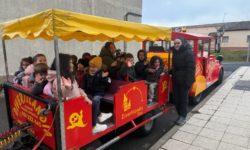 El tren navideño recorrió las calles de Guijuelo