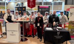 Guijuelo promociona en Fitur su oferta gastronómica y turística